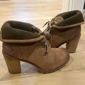 UGG Y2K Calynda Ankle Boots